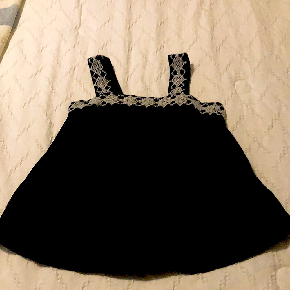 Universal Thread embroidered top (S)